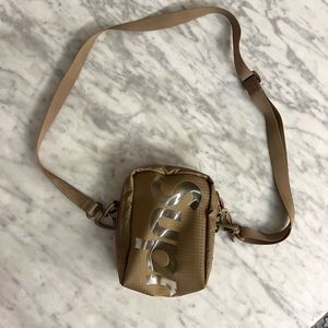 ✨lowest✨Supreme tan crossbody